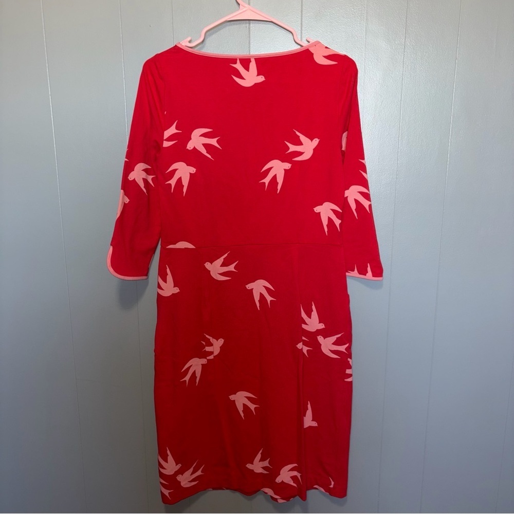 Boden Jessie Swallows Birds Red Pink Jersey Knit Knee Length Dress Size 8 Reg - Picture 6 of 7